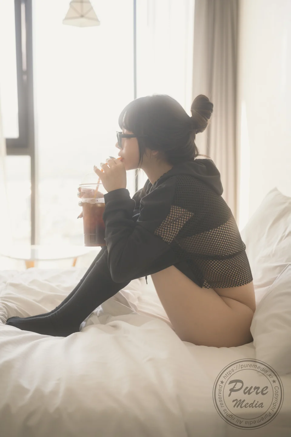 Pure_Media_Jelly_젤리_Is_Watching_Ero_Animation_152P_1_71GB tg@simisebaisi 【丝足阁】012.webp